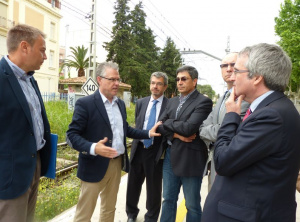 L'alcalde de Salou conversa amb tècnics d'Adif.