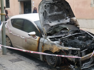 Imatge de com ha quedat el vehicle. Foto: Adrià Recasens / Tarragona21