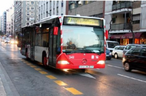 Un autobús municipal de Tarragona. Foto Cedida.