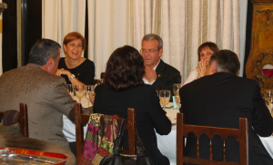 Al sopar hi van assistir els regidors de CiU, Victòria Forns i Xavier Quintana, i el president de la Cambra, Albert Abelló