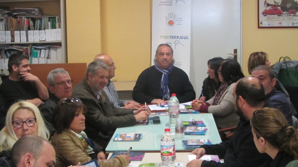 Juárez acompanyat de diferents autoritats durant la reunió | Foto: Tarragona21