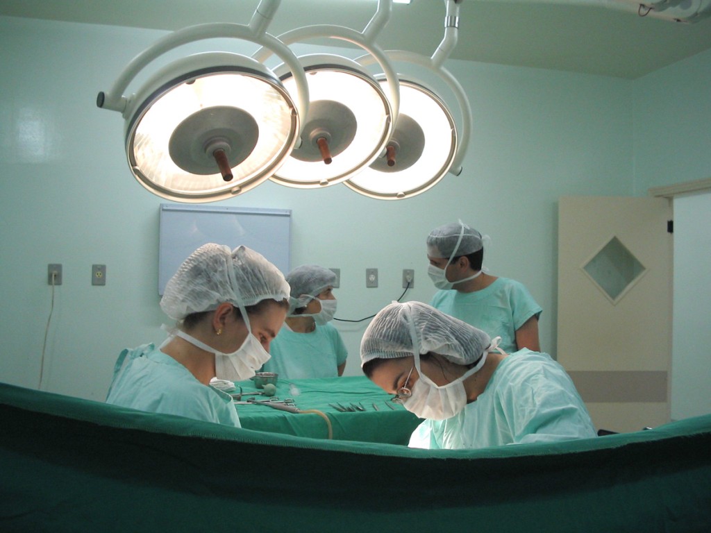 Operació a l'Hospital de Santa Tecla