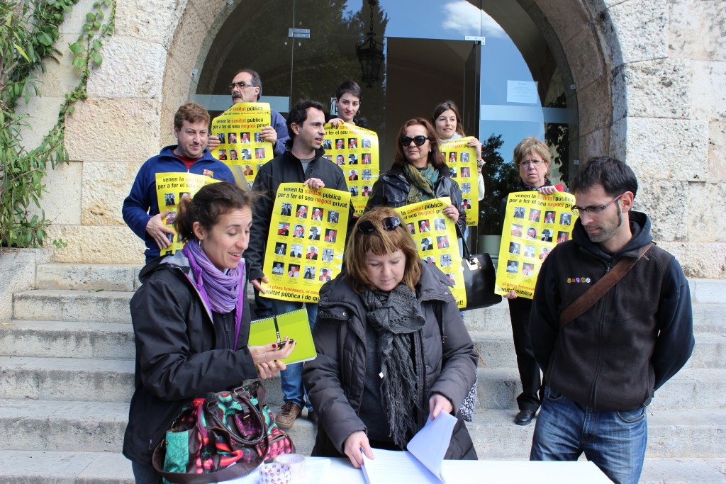 Imatge davant la delegació de salut de la Generalitat. Foto:Tarragona21