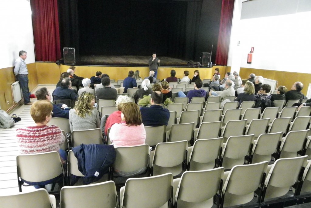 Antoni Peco, dirigint-se als presents a l'assemblea. Foto: Tarragona21