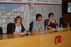 Arga Sentís, Ernest Urtasun i Laura Fages en l'acte "Estem TTIPS". Foto: Tarragona21