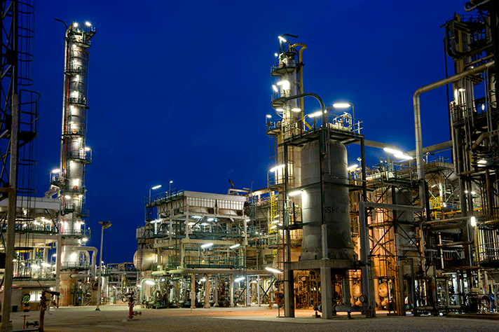 Complexe de Repsol a la indústria química de Tarragona.