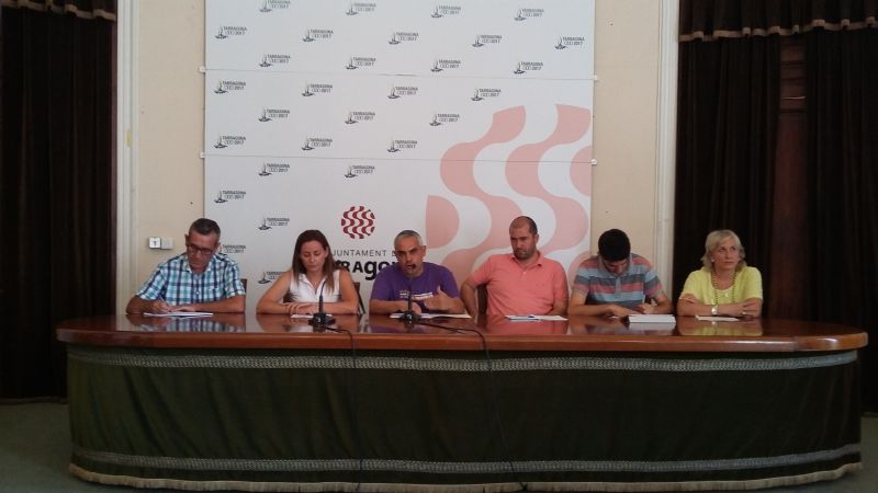 Carles Gómez (ANC), Cristina Guzman (CiU), Jordi Martí (CUP), Xavi Puig (ERC), Jordi Molinera (AMI), Rosa Maria Codines (Omnium). Foto: Tarragona21