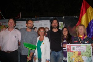 Gerard Bargalló, Joan Herrera i Hortènsia Grau amb altres membre de la candidatura 'Catalunya Sí que es pot'. Foto: Tarragona21