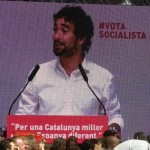 Carles Castillo treu la bandera de l’esquerra rebel