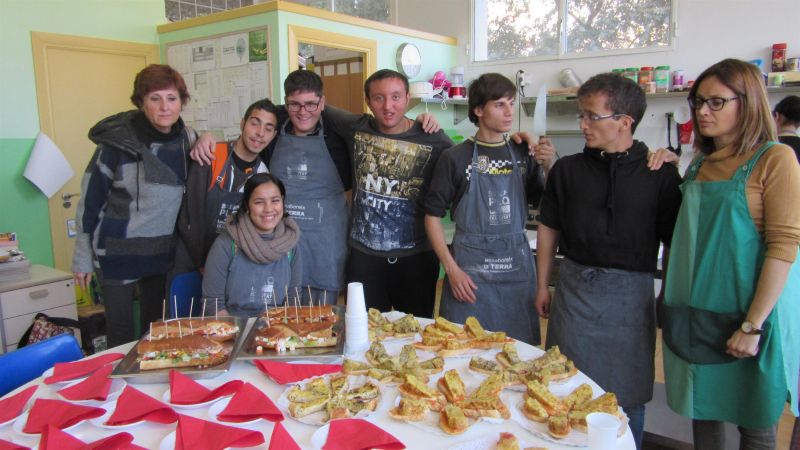 Esmorzar solidari a l'escola Sant Jordi. Foto: Cedida