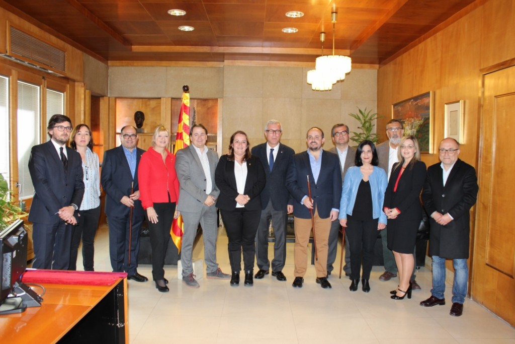 Tots els consellers de l'equip de govern de l'Ajuntament de Tarragona. Només ha faltat la popular Immaculada Rodríguez Foto:Tarragona21
