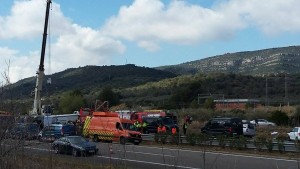 Imatge de l'accident de l'AP 7 a Tortosa. Foto: Tarragona 21