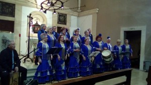 El coro Aromas de Azahar, a la Missa Rociera d'enguany