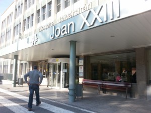 Entrada a l'Hospital Joan XXIII