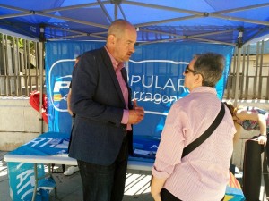 El candidat del PP, fent campanya a Tarragona
