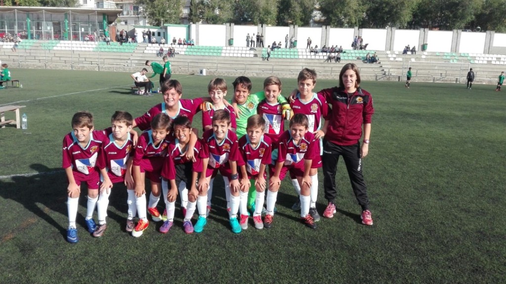 L'equip aleví del FC Tarraco just abans de la seva victòria contra el Bonavista. Foto: Cedida