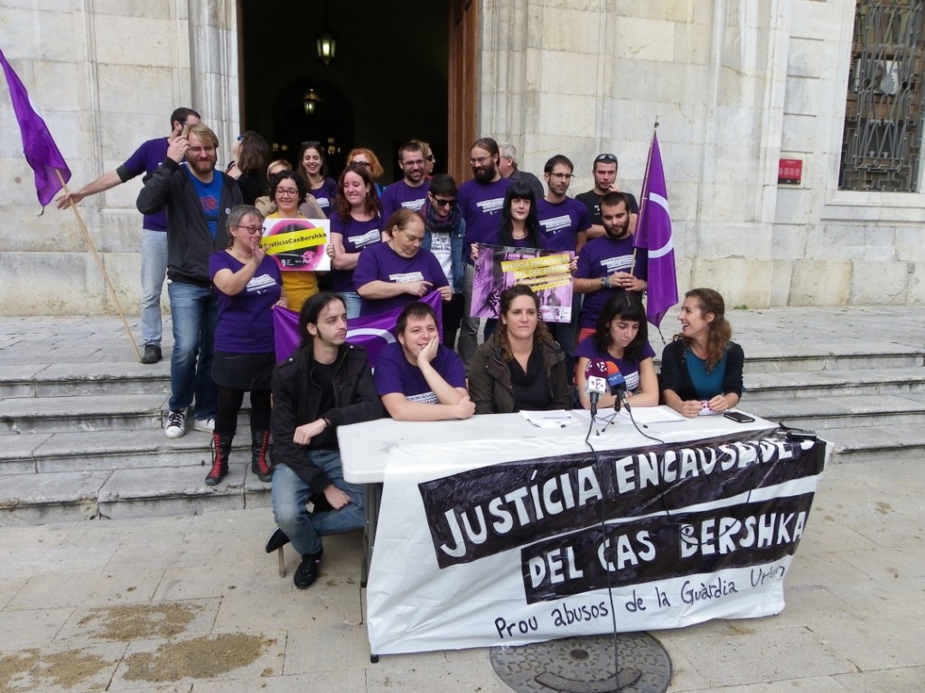 L'acte de presentació de la moció de suport als encausats pel cas. Foto: Romà Rofes / Tarragona21.cat