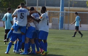 La celebració del gol. Foto: Tarragona21