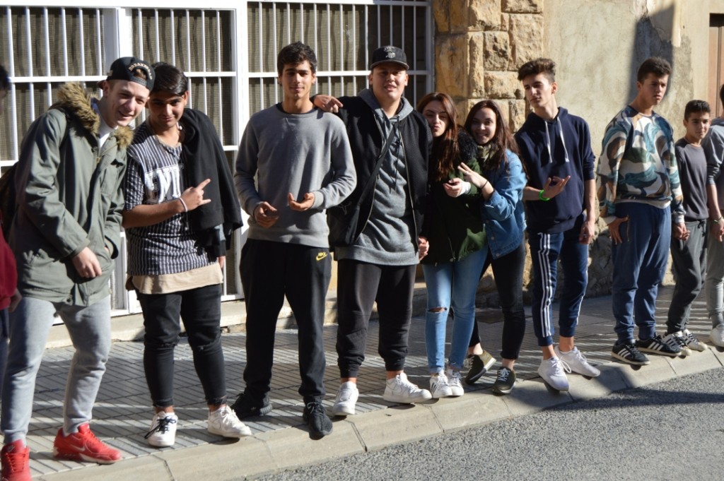 Altres joves que no s'han perdut l'acte. Foto: Tarragona21