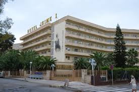 L'hotel Jaume I on la Generalitat situa el probable inici del brot. Foto: Tarragona21