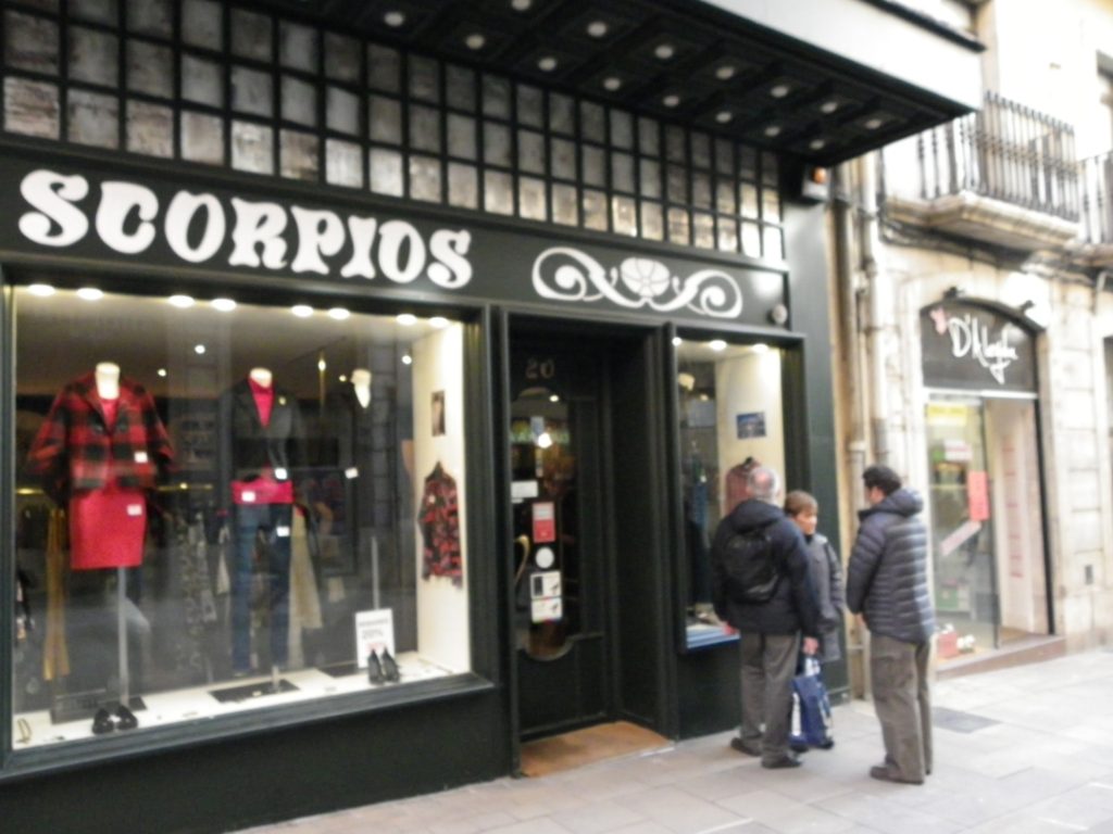 La botiga Scorpios, al carrer Comte de Rius. Foto: Romà Rofes / Tarragona21.cat