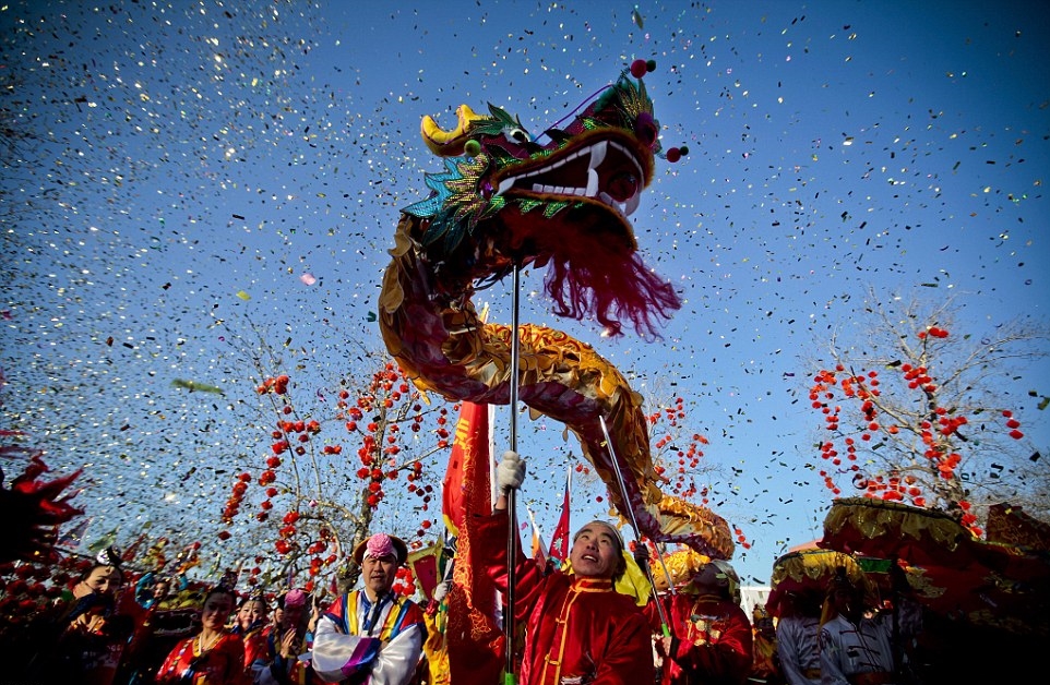 Imatge d'una desfilada de dracs per l'any nou xinès.