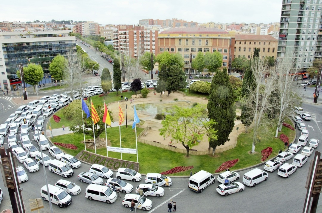 Més de 150 vehicles han copat la plaça Imperial Tàrraco. Foto: Cedida