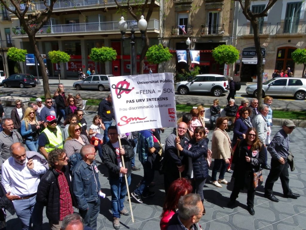 Els interins de la URV s'han sumat a la protesta. Foto: Romà Rofes / Tarragona21.cat