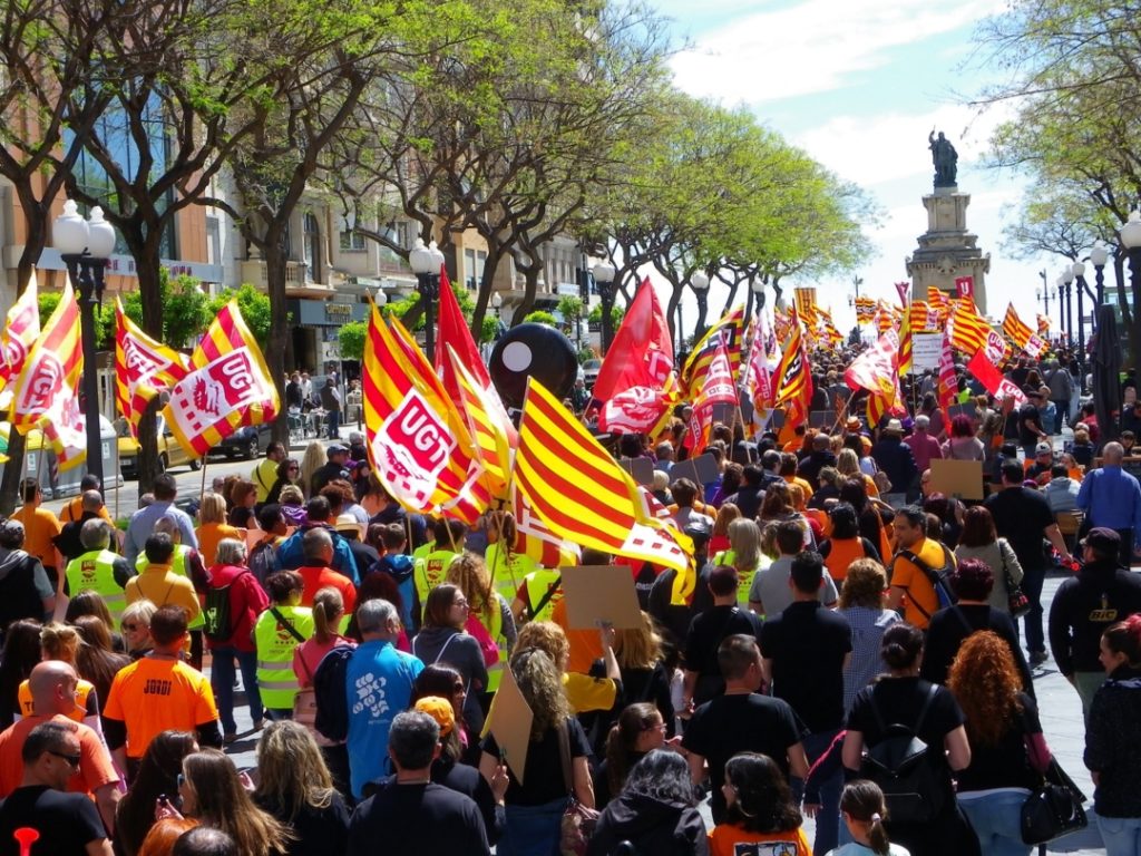 Més de 1.500 persones s'han congregat a la Rambla Nova. Foto: Romà Rofes / Tarragona21.cat