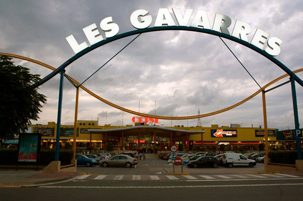 Imatge del centre comercial Les Gavarres.