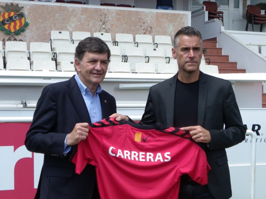 El president del Nàstic, Josep Maria Andreu, amb el nou entrenador grana. Foto: Tarragona21.cat