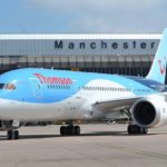El xoc de l’ala d’un avió amb una escala obliga a desembarcar els viatgers d’un vol Reus-Manchester