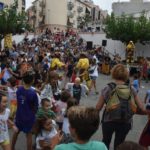 La festa de Torredembarra omple la plaça de l’Escorxador de petits i grans