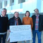 Perafort i Puigdelfí fan entrega d’un donatiu per a la investigació contra el càncer infantil