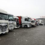 Els camions comencen a deixar de circular per les carreteres catalanes pel temporal de neu