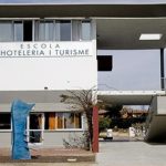 L’Escola d’Hoteleria i Turisme de Cambrils oferirà la novetat d’estudis duals de gestió d’allotjament turístic