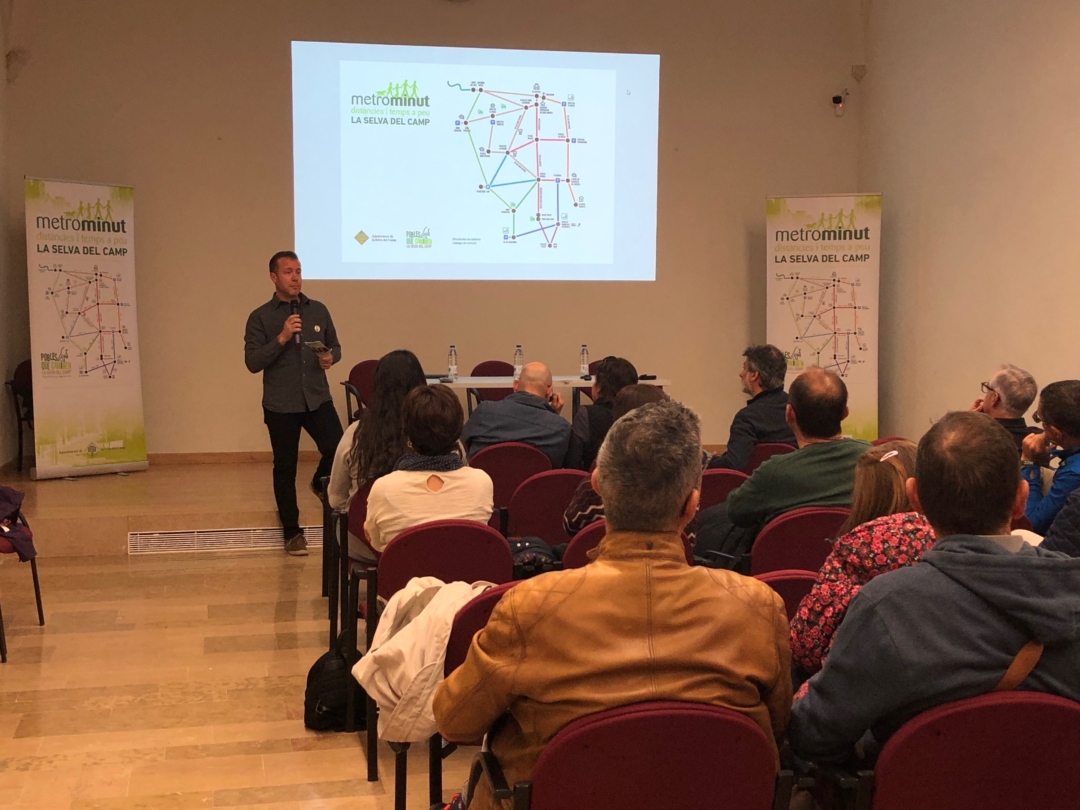 La presentació pública del Metrominut es va realitzar conjuntament amb una xerrada sobre la necessitat d'afrontar un canvi en la mobilitat en les nostres ciutats