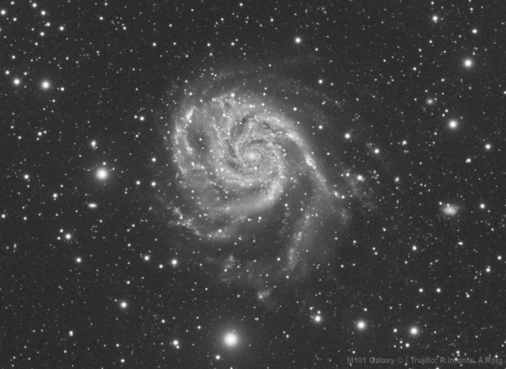Imatge de la Galaxia M101. Foto: Dr. Ignacio Trujillo, Raúl Infante i Aleix Roig