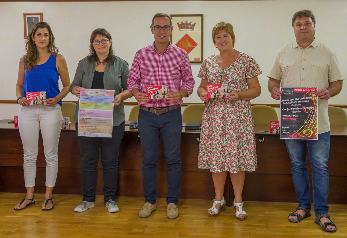 Fotografia de la presentació de l'oferta formativa per al curs 2019-2020 als serveis educatius municipals de Constantí