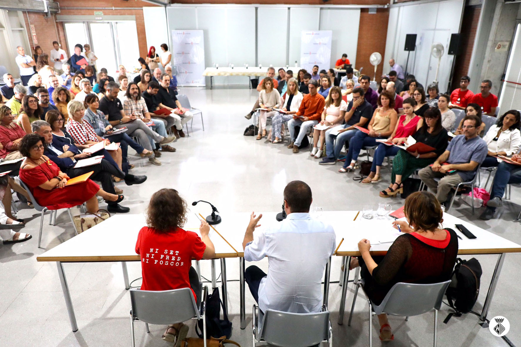 Tarragona participa a la reunió dels municipis que exigeixen a Endesa que condoni el deute de les famílies vulnerables