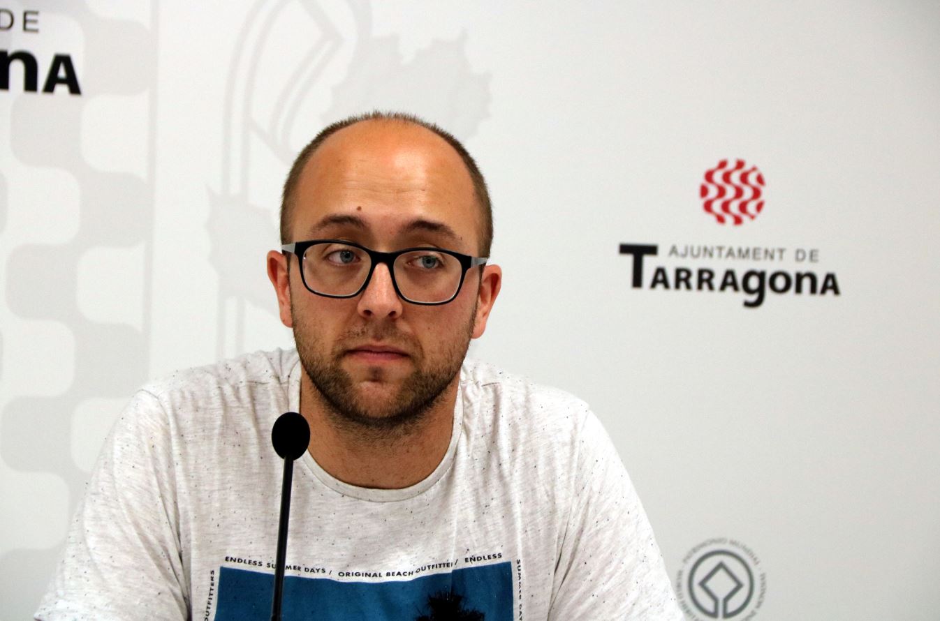 L’exsecretari general del partit a Tarragona creu que li han volgut “tallar el cap” per discrepar de la línia oficial