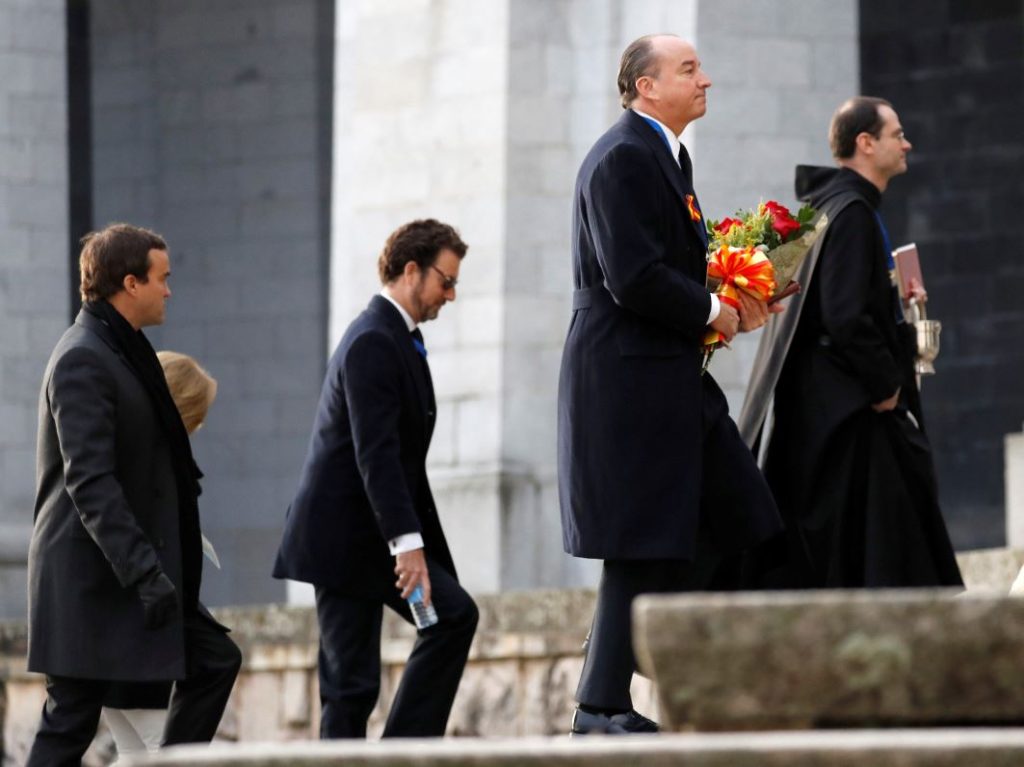 El prior i familiars de Franco entren a la basílica del Valle de los Caídos
