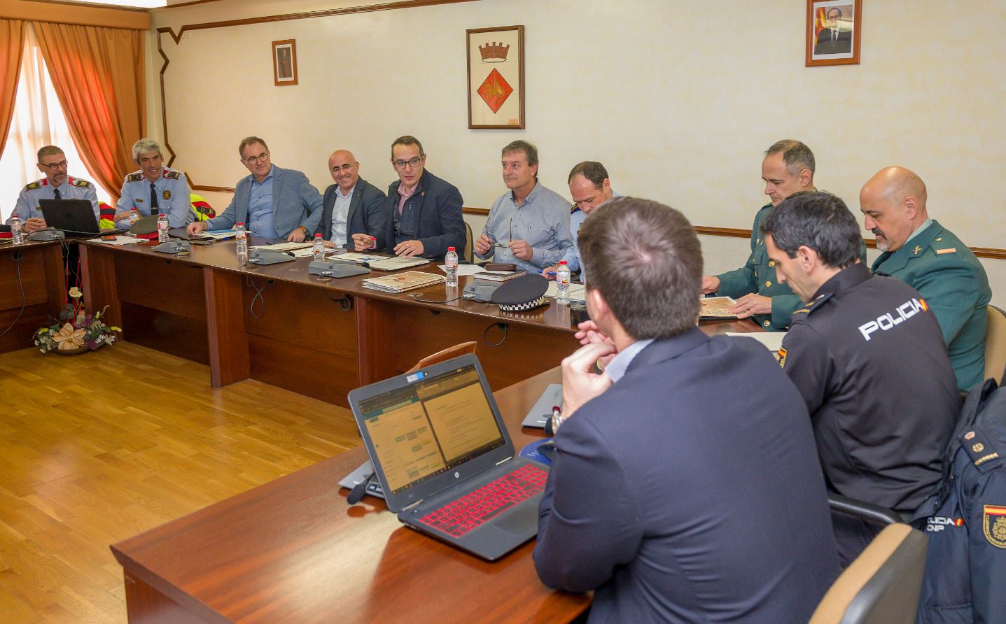 Fotografia de la reunió de la Junta Local de Seguretat que s'ha celebrat aquest dilluns 25 de novembre a l'Ajuntament de Constantí.