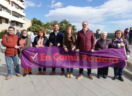 Fotografia de la visita de Jéssica Albiach a Tarragona per tal de tancar la campanya a la demarcació