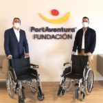 Grupo Mimara dona 15 cadires de rodes per a persones amb discapacitat a la Fundació PortAventura