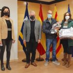 L’Ajuntament de Salou rep el primer nadó de l’any, Martí Cascón Perelló