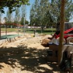 Comença la instal·lació de nous jocs infantils en diversos parcs de Vila-seca