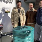 La Secuita reparteix en un dia 120 contenidors per fer compost en una iniciativa sostenible pionera