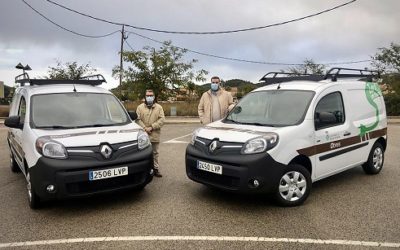 L’Ajuntament de Roda adquireix dues noves furgonetes 100% elèctriques