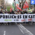 Un miler de persones es manifesten a Tarragona en defensa del català a l’escola